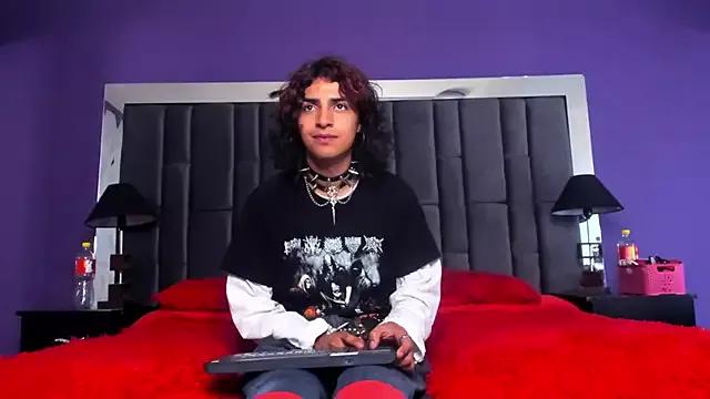 Check-out the world of girls and talk with our steaming hot slutz, bringing your desired characters to life with authentic apparel and cam streams.