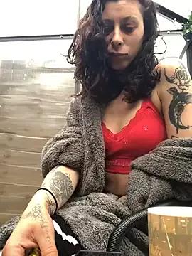 Check-out the world of girls and talk with our steaming hot slutz, bringing your desired characters to life with authentic apparel and cam streams.