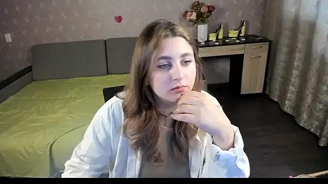 DarklineRose from StripChat is Freechat