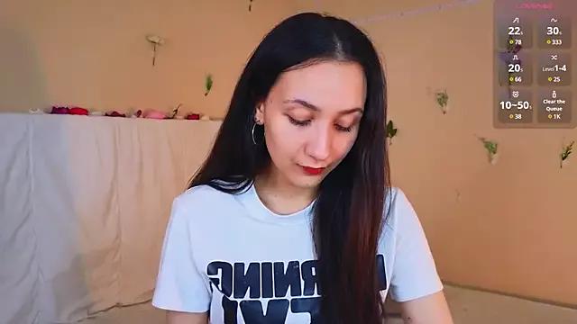DarlineHallett from StripChat is Freechat