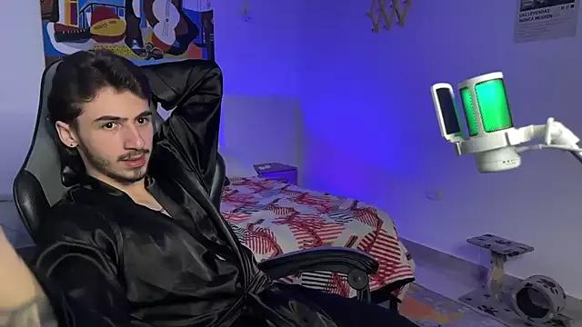 David_Brown18 from StripChat is Freechat