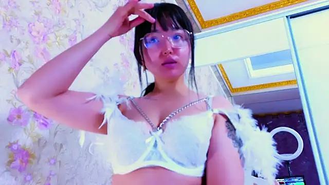 Check-out the world of girls and talk with our steaming hot slutz, bringing your desired characters to life with authentic apparel and cam streams.