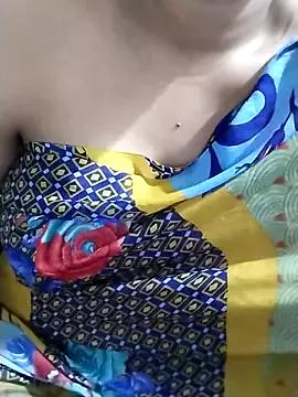 Dreamshiny_11 from StripChat is Freechat