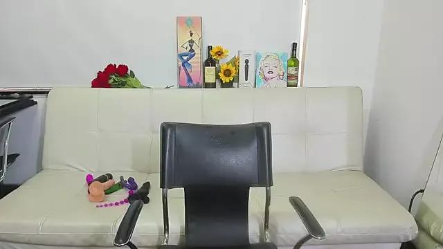 Check-out the world of girls and talk with our steaming hot slutz, bringing your desired characters to life with authentic apparel and cam streams.