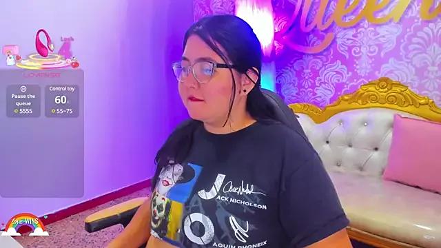Check-out the world of girls and talk with our steaming hot slutz, bringing your desired characters to life with authentic apparel and cam streams.