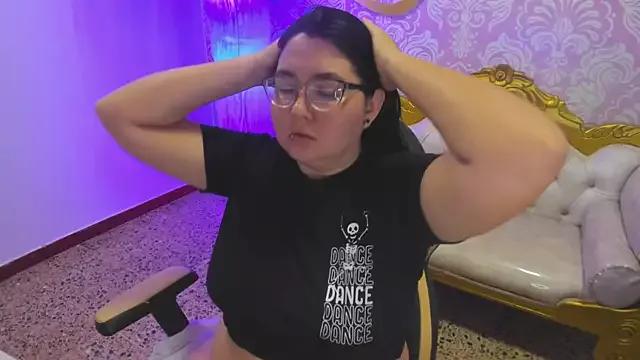 Check-out the world of girls and talk with our steaming hot slutz, bringing your desired characters to life with authentic apparel and cam streams.