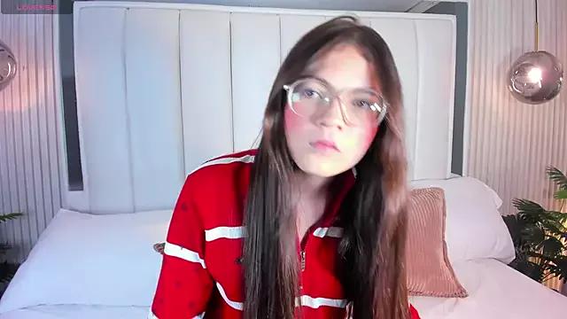 DulceVela_ from StripChat is Freechat