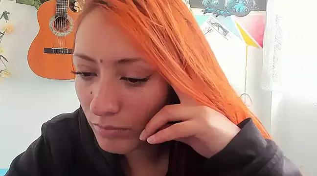 DulceXmile from StripChat is Freechat