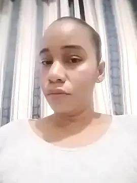 EbonyHorrny from StripChat is Freechat