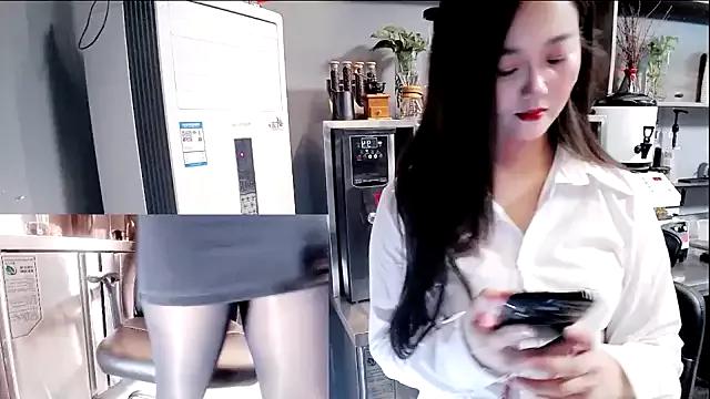 Check-out the world of girls and talk with our steaming hot slutz, bringing your desired characters to life with authentic apparel and cam streams.