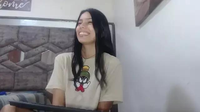 ela_violet from StripChat is Freechat