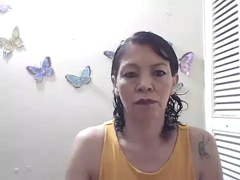 electra-mommy from StripChat is Freechat