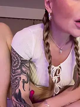 Spur your fetishes: Get dirty and flatter these gorgeous girls hosts, who will reward you with wild apparel and vibrating toys.