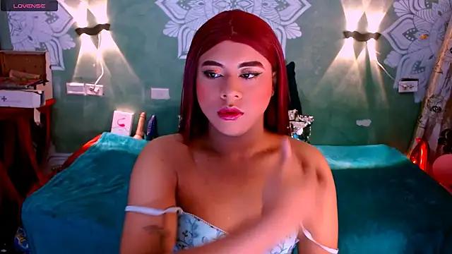 Check-out the world of girls and talk with our steaming hot slutz, bringing your desired characters to life with authentic apparel and cam streams.