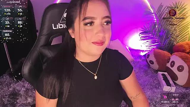 Check-out the world of girls and talk with our steaming hot slutz, bringing your desired characters to life with authentic apparel and cam streams.