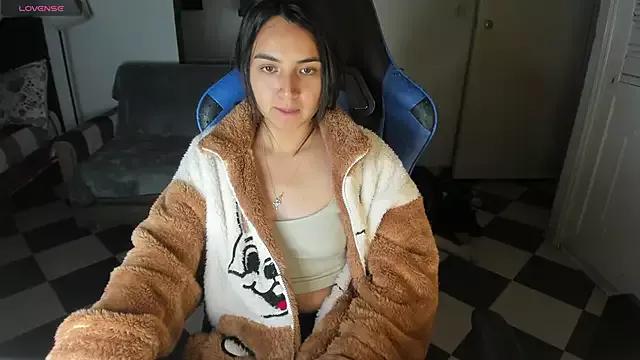 Check-out the world of girls and talk with our steaming hot slutz, bringing your desired characters to life with authentic apparel and cam streams.