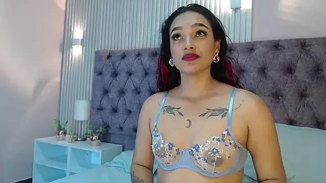 EMILYY_FOXY from StripChat is Freechat
