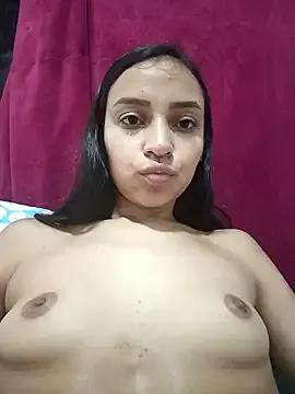 emma_ambar from StripChat is Freechat