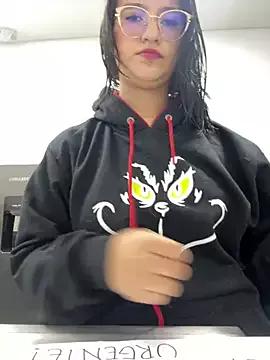 Emma_Giraldo from StripChat is Freechat