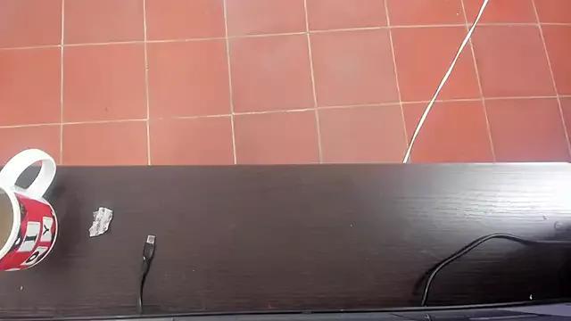 EmmaSweetCol from StripChat is Freechat