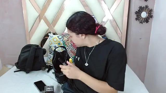 Check-out the world of girls and talk with our steaming hot slutz, bringing your desired characters to life with authentic apparel and cam streams.