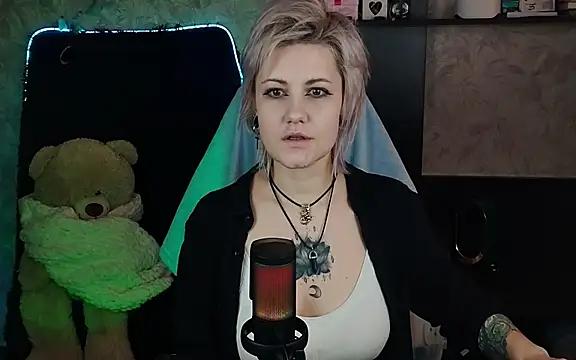 Check-out the world of girls and talk with our steaming hot slutz, bringing your desired characters to life with authentic apparel and cam streams.