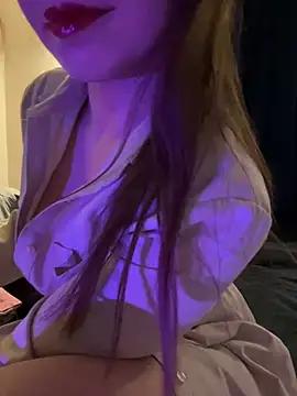 Check-out the world of girls and talk with our steaming hot slutz, bringing your desired characters to life with authentic apparel and cam streams.