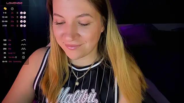 Check-out the world of girls and talk with our steaming hot slutz, bringing your desired characters to life with authentic apparel and cam streams.
