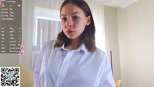 FannyBlaze from StripChat is Freechat