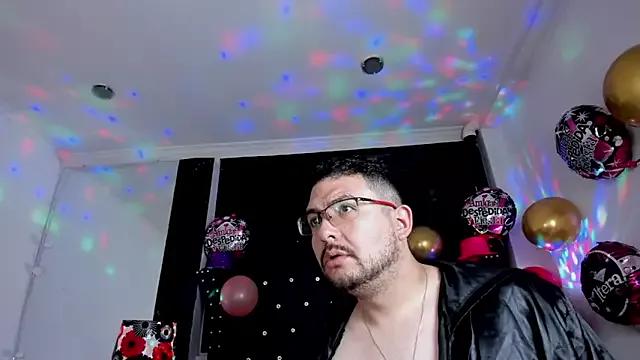 Fantasies_Dreams from StripChat is Freechat