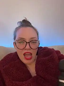 Check-out the world of girls and talk with our steaming hot slutz, bringing your desired characters to life with authentic apparel and cam streams.