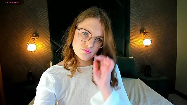 Check-out the world of girls and talk with our steaming hot slutz, bringing your desired characters to life with authentic apparel and cam streams.