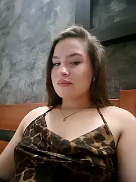 FortunaLove from StripChat is Freechat