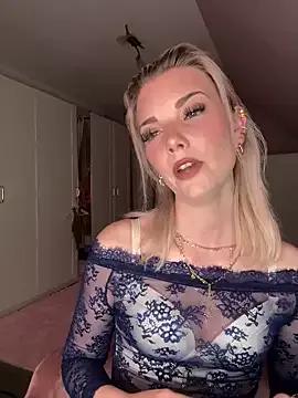 Check-out the world of girls and talk with our steaming hot slutz, bringing your desired characters to life with authentic apparel and cam streams.