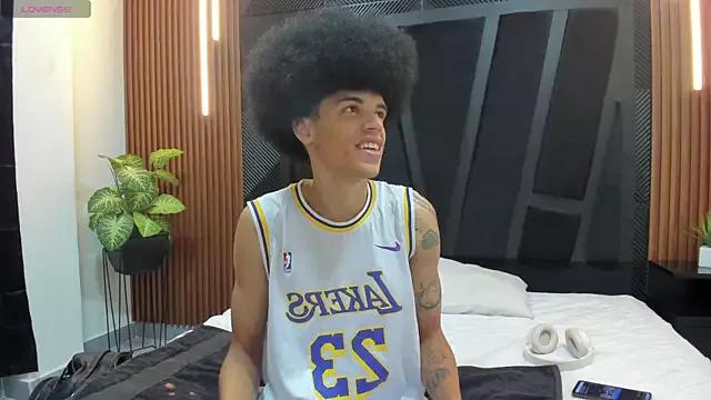 Gael_Smith_ from StripChat is Freechat