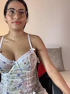 genesissara from StripChat is Freechat
