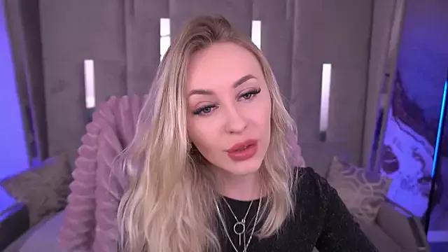 GraceCandy from StripChat is Freechat