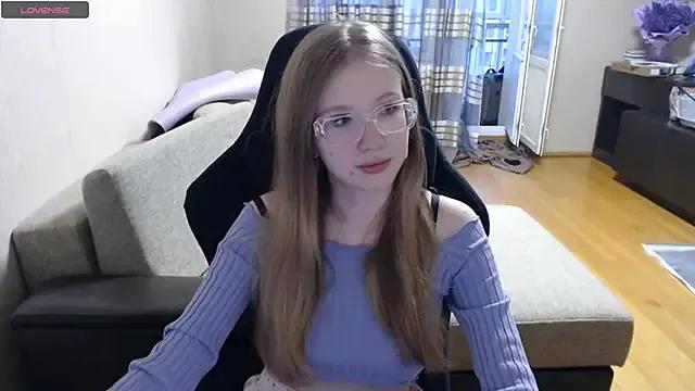 GuinevereDollins from StripChat is Freechat