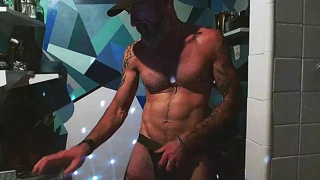 Spur your fetishes: Get dirty and flatter these gorgeous girls hosts, who will reward you with wild apparel and vibrating toys.
