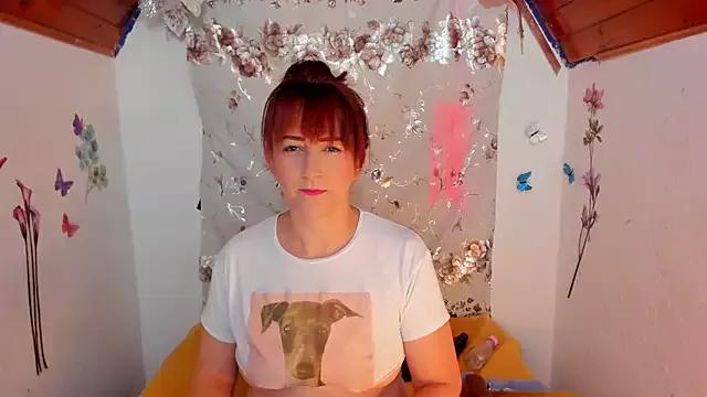 Check-out the world of girls and talk with our steaming hot slutz, bringing your desired characters to life with authentic apparel and cam streams.