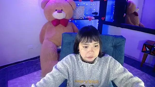 Check-out the world of girls and talk with our steaming hot slutz, bringing your desired characters to life with authentic apparel and cam streams.