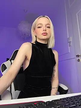 Check-out the world of girls and talk with our steaming hot slutz, bringing your desired characters to life with authentic apparel and cam streams.
