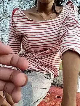hornypaglus from StripChat is Freechat