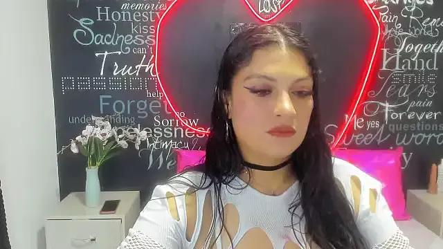 Check-out the world of girls and talk with our steaming hot slutz, bringing your desired characters to life with authentic apparel and cam streams.