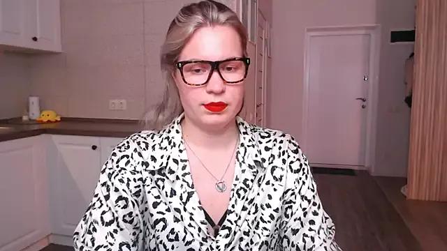 HotTiffani from StripChat is Freechat