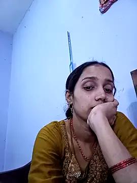indiandesilive from StripChat is Freechat
