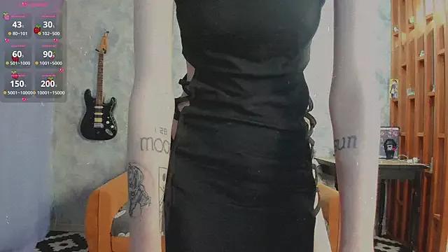 Check-out the world of girls and talk with our steaming hot slutz, bringing your desired characters to life with authentic apparel and cam streams.