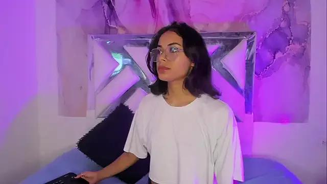 Check-out the world of girls and talk with our steaming hot slutz, bringing your desired characters to life with authentic apparel and cam streams.