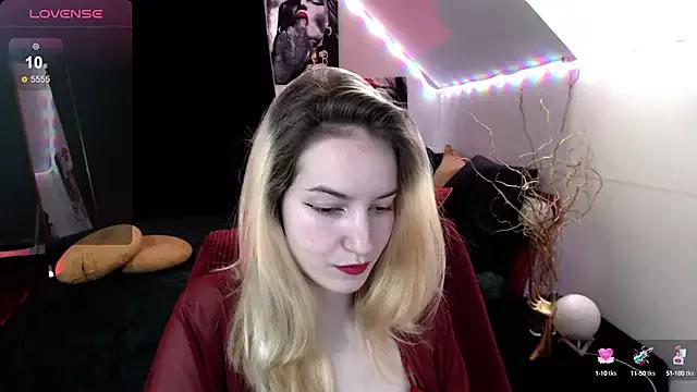 IrisPorter from StripChat is Freechat