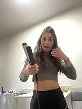 IrisReynolds from StripChat is Freechat
